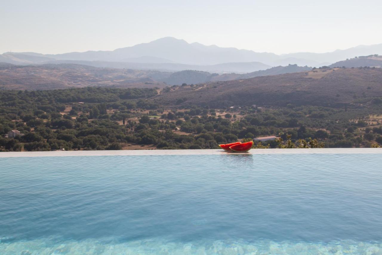 Eforasis , An Intriguing Hideaway, By Thinkvilla Arménoi
