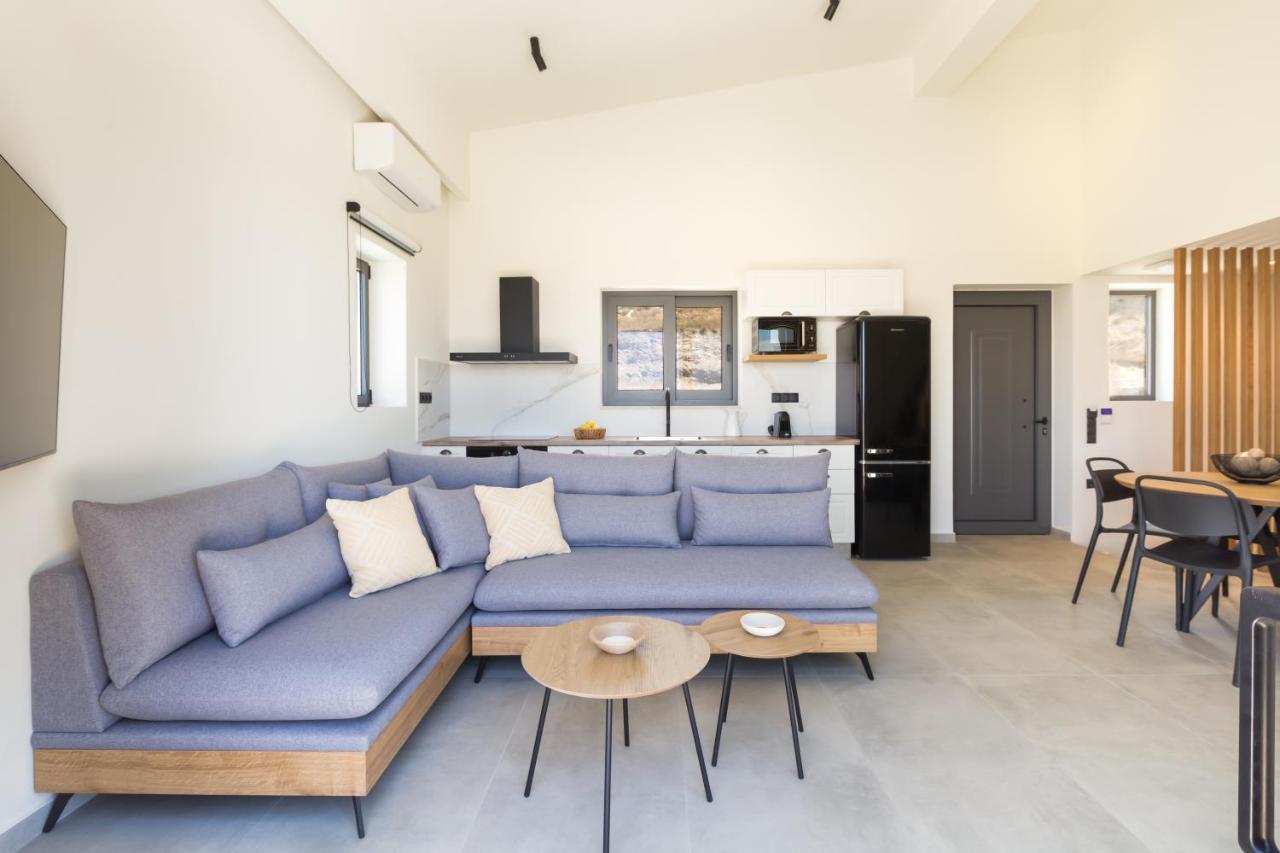 Villa Eforasis , An Intriguing Hideaway, By Thinkvilla Arménoi