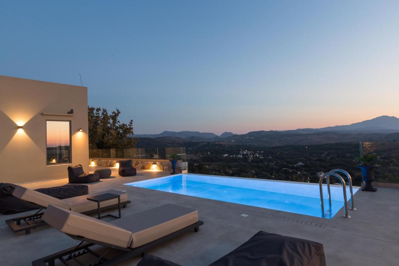 Eforasis , An Intriguing Hideaway, By Thinkvilla Villa